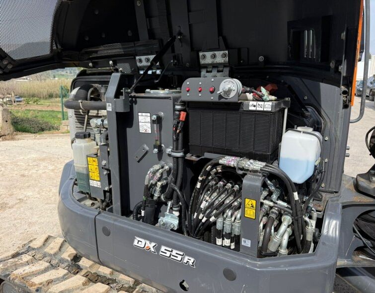 DEVELON DX55 R-7***IMMACULATE***